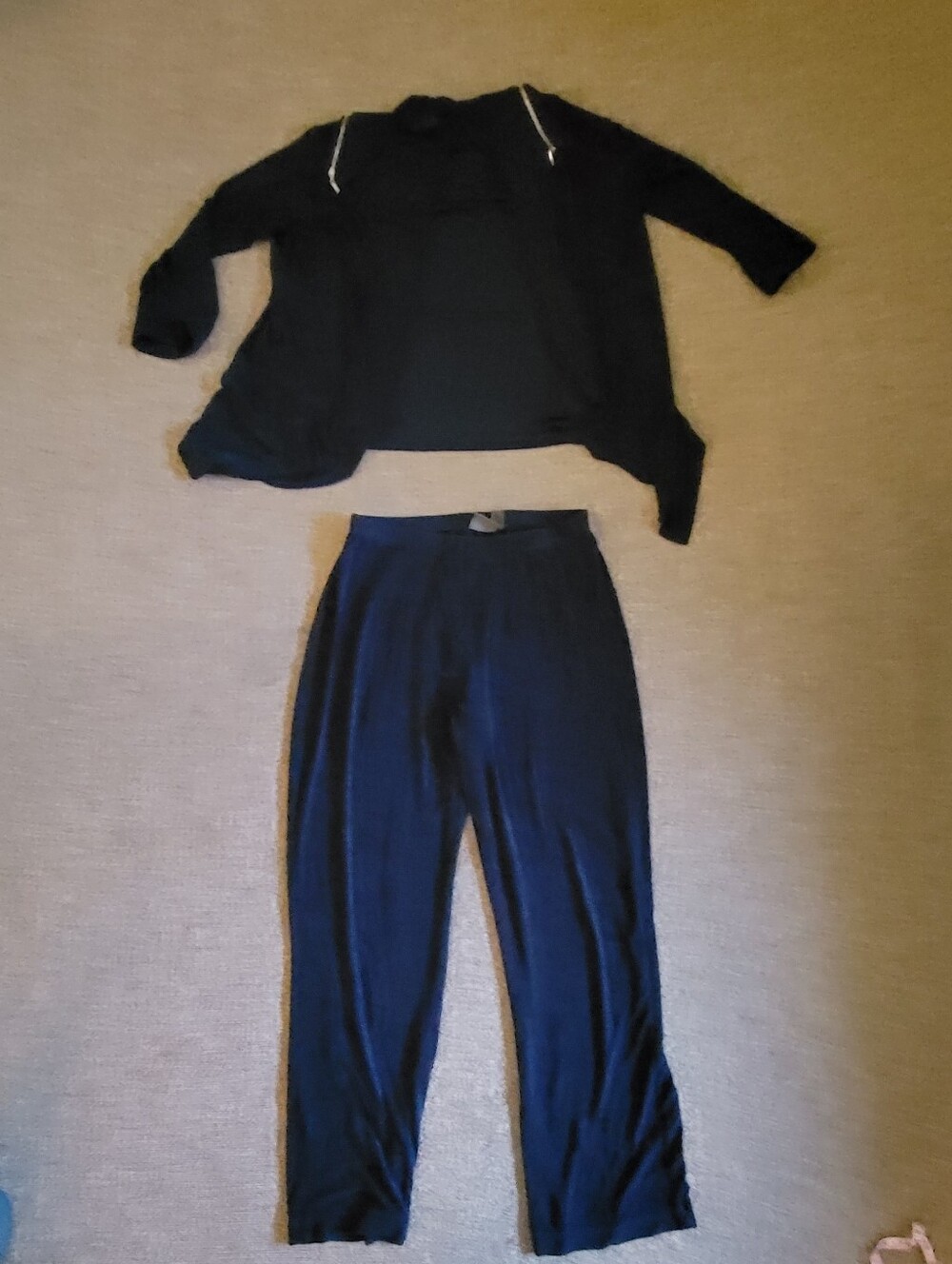 Women's Travelers by Chicos Size 1 Black Slinky Set Pants & Matching Cardigan